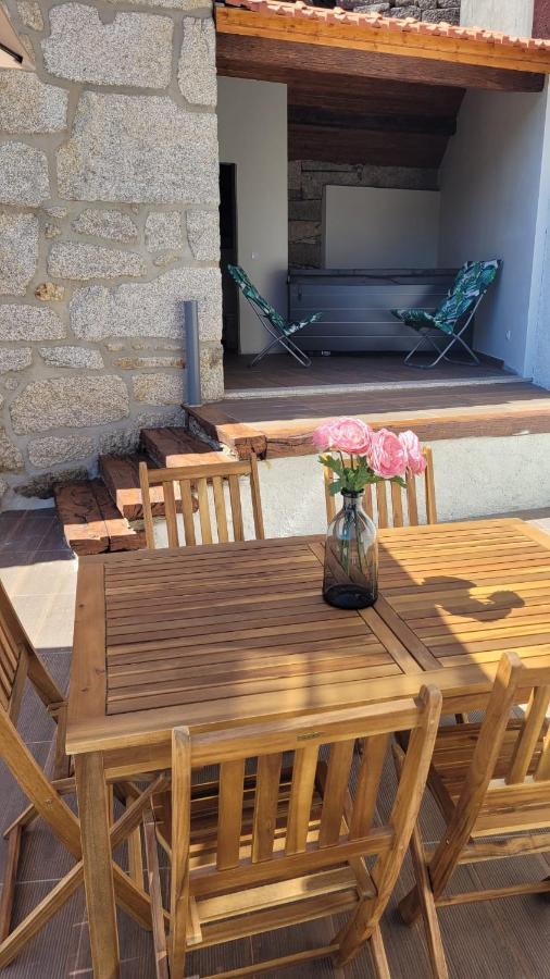Casinhas Da Eira Caramulo Turismo Rural Arca Luaran gambar
