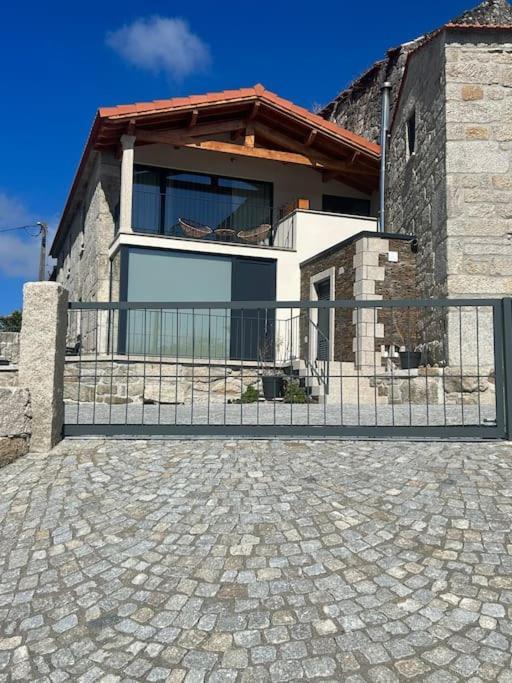 Casinhas Da Eira Caramulo Turismo Rural Arca Luaran gambar