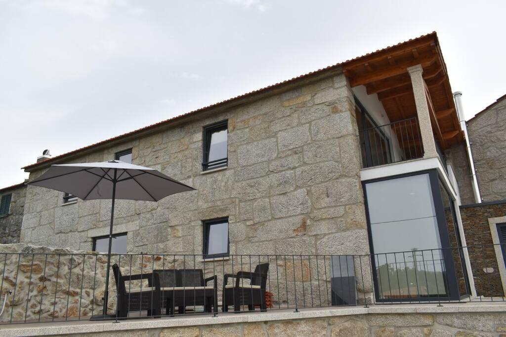 Casinhas Da Eira Caramulo Turismo Rural Arca Luaran gambar